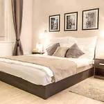 Bed & Breakfast Budapest Ville Bed & Breakfast 3*