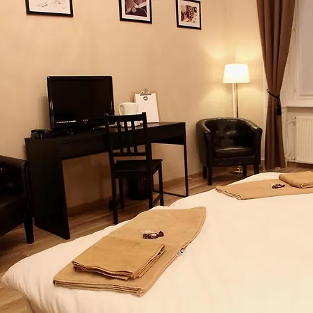 Budapest Ville Bed & Breakfast Bed & Breakfast 3*
