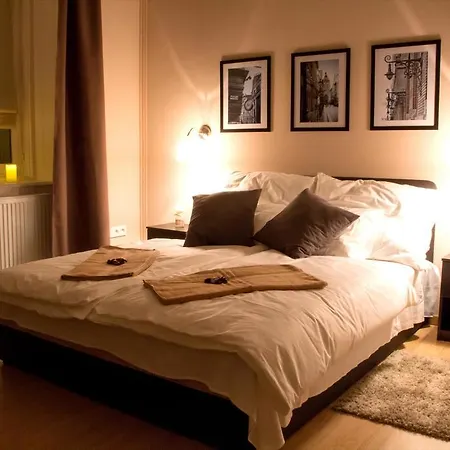 Budapest Ville Bed & Breakfast Bed & Breakfast 3*