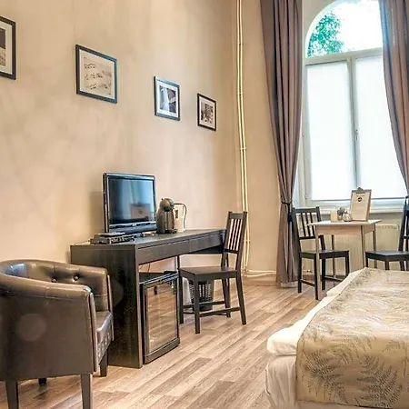 Bed & Breakfast Budapest Ville Bed & Breakfast 3*