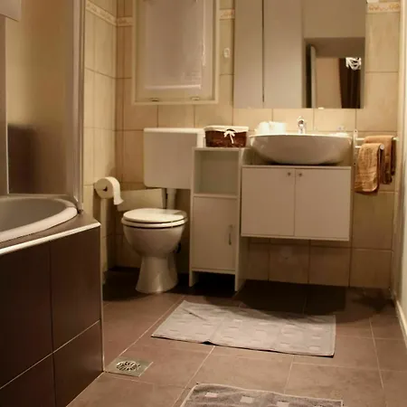 Budapest Ville Bed & Breakfast 3*